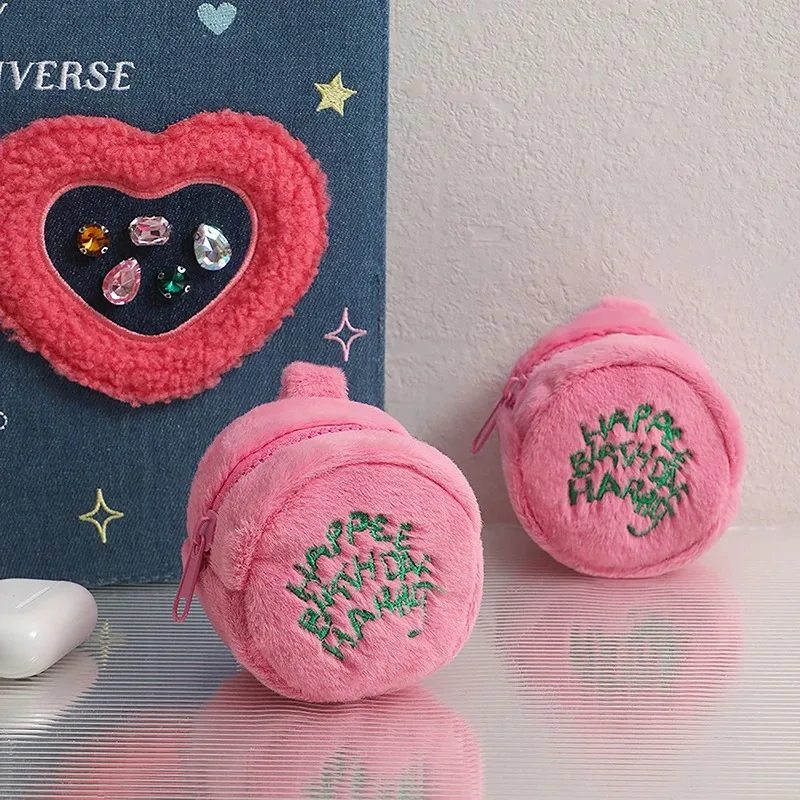 Cute Cake-shaped Furry Hanging - огляд і ціна Backpack Insert Organizer